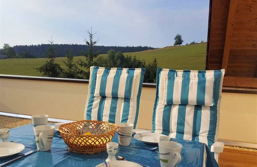 Unterkirnach Apartment | Apartment 'Am Bach' with Private Terrace, Balcony and Wi-Fi