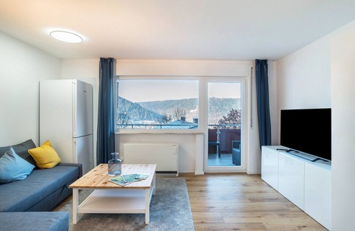 Bad Liebenzell Apartment | Apartment 'Am Hochwald Mit Burgblick' with Balcony