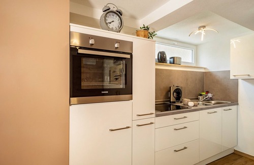 Friedrichshafen Apartment | Apartment 'Am Riedlewald' with Shared Garden and Wi-Fi