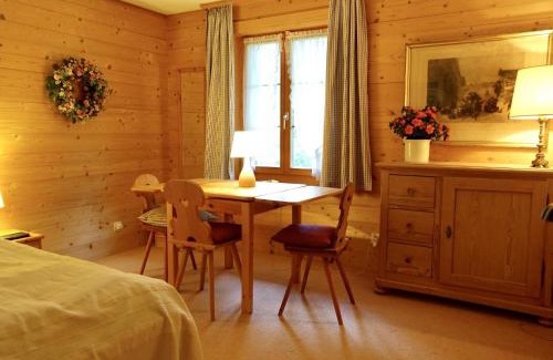 Lauenen Apartment | Apartment Am Schilf by Interhome
