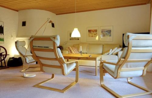 Lauenen Apartment | Apartment Am Schilf by Interhome