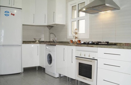 Conil de la Frontera Apartment | Apartment Amaya - Lovely flat with balcony and terrace near Fontanilla beach
