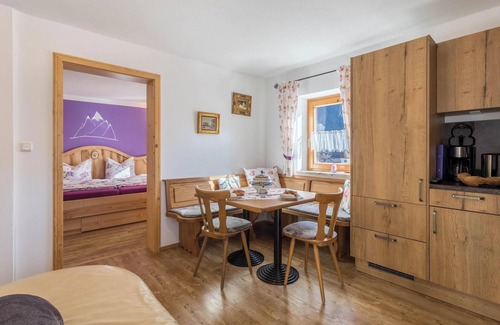 Mittenwald Apartment | Apartment 'Amethyst' Near the Ski Lift with Mountain View, Wi-Fi & Balcony