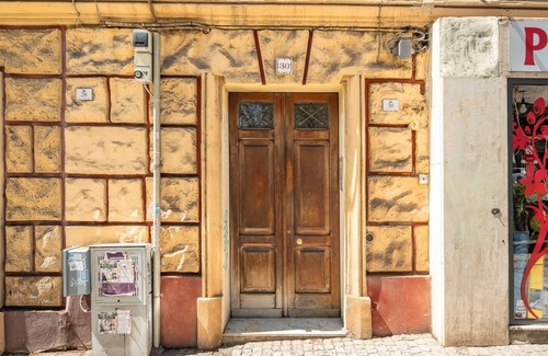Cagliari Apartment | Apartment 'Amita' with Wi-Fi and Air Conditioning