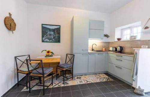 Cove Tri Zala (Zrnovo) Apartment | Apartment Amula