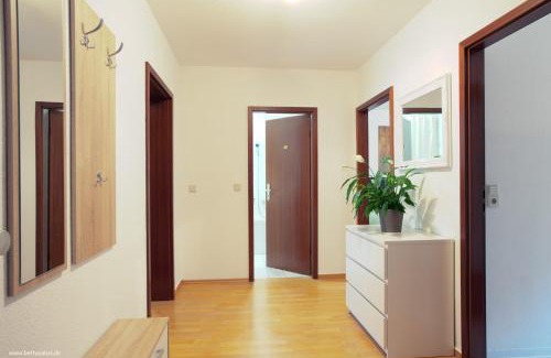 Zentrum-Sued Apartment | Apartment an der Uni mit Tiefgarage und Loggia