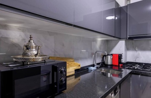 Semlalia Apartment | Apartment and pool in Gueliz