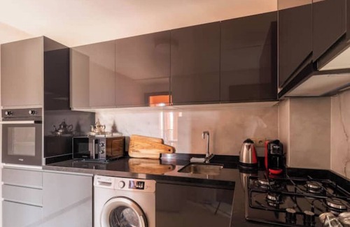 Semlalia Apartment | Apartment and pool in Gueliz