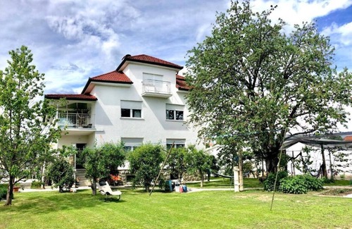 Ptuj Apartment | Apartment Andrej 2 BR w/Parking, Balcony, 100m2