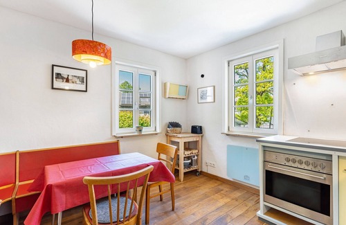Berlar Apartment | Apartment 'Anno 1960' with Mountain View, Private Terrace and Wi-Fi