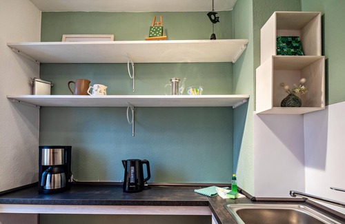 Kirchditmold Apartment | Apartment 'Apartement Hangarstein' with Balcony and Wi-Fi