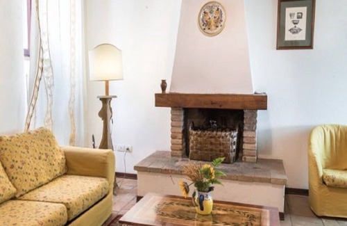 Todi Apartment | Apartment Apartment Dostoevsky Borgo Bianchini
