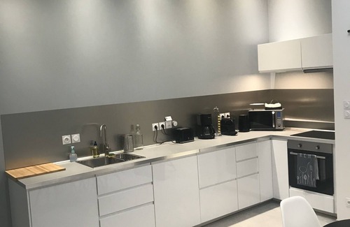 Montreuil-sur-Mer Apartment | Apartment-Apartment-Ensuite-No view-14