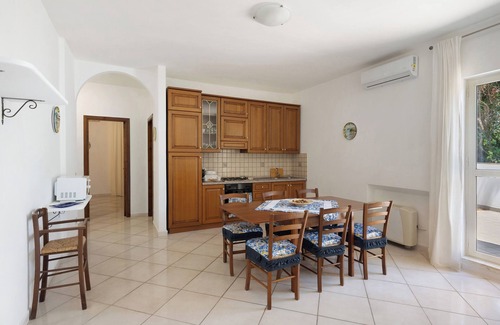 Nerano Apartment | Apartment 'Appartamento Sorrento' with Sea View, Wi-Fi and Air Conditioning