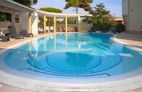 Terracina Apartment | Apartment Appartamento 3 by Interhome