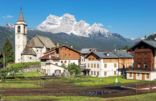 Vodo Cadore Apartment | Apartment 'Appartamento Antelao' with Private Terrace, Balcony and Wi-Fi