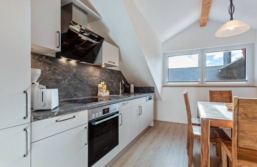 Ebersberg District Apartment | Apartment 'Appartement 10' with Shared Terrace, Shared Garden and Wi-Fi