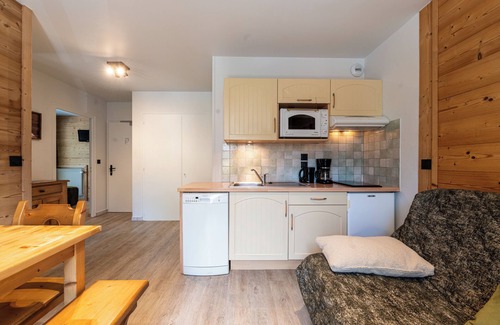 Thones Apartment | Apartment 'Appartement 106' with Mountain View, Balcony and Wi-Fi
