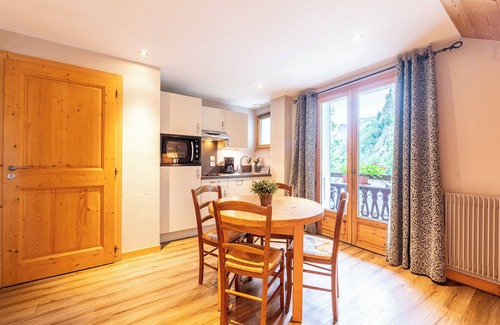 Thones Apartment | Apartment 'Appartement 304' with Mountain View, Balcony and Wi-Fi
