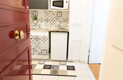 Gentilly Apartment | Apartment 'Appartement Chic Avec Parking Paris' with Wi-Fi
