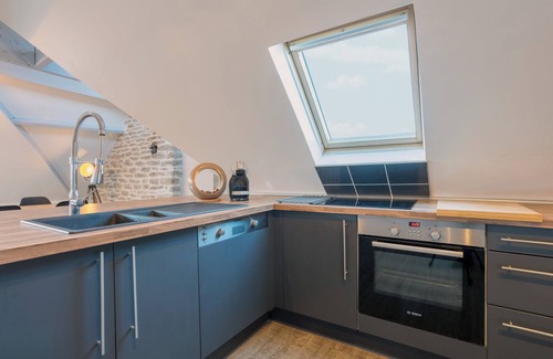 Guilvinec Apartment | Apartment 'Appartement De Charme' with Wi-Fi
