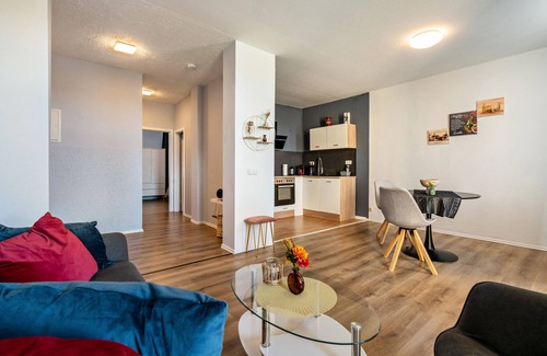 Plauen Apartment | Apartment 'Appartmenthaus - Wohnung D' with Private Garden, Balcony and Wi-Fi