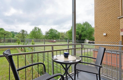 Plauen Apartment | Apartment 'Appartmenthaus - Wohnung A' with Private Garden, Balcony and Wi-Fi