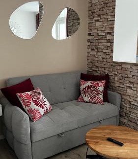Pfersee-Nord Apartment | Apartment AS mit Balkon