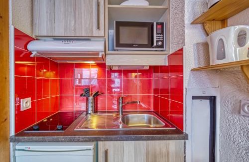 Les Menuires Apartment | Apartment Asters 1126 Bâtiment A2 by Interhome
