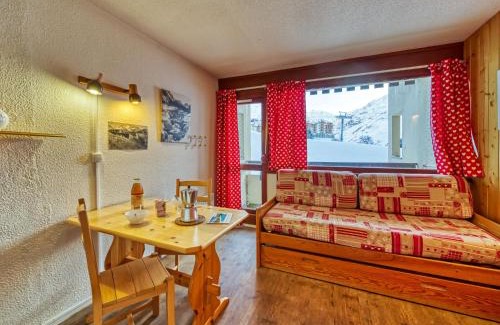 Les Menuires Apartment | Apartment Asters 1126 Bâtiment A2 by Interhome