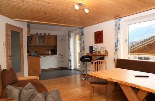 Bramberg am Wildkogel Apartment | Apartment in Bramberg near Ski Lift