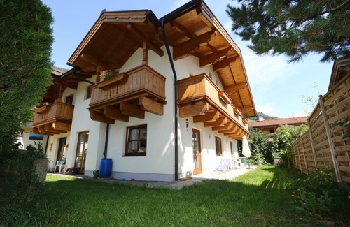 Bramberg am Wildkogel Apartment | Apartment in Bramberg near Ski Lift