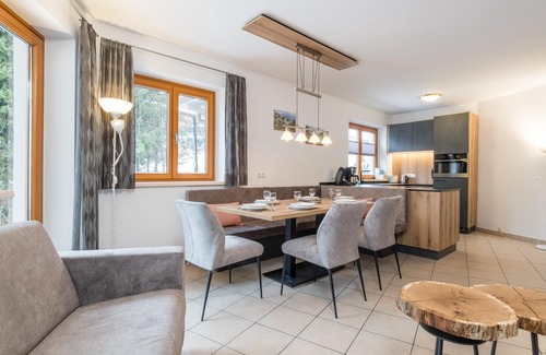 Hinterglemm Apartment | Apartment on the slopes with enclosed garden