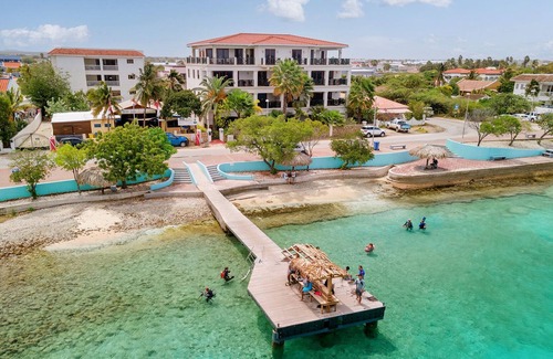 Playa Apartment | Apartment At Sea in Chachacha Beach Apartments
