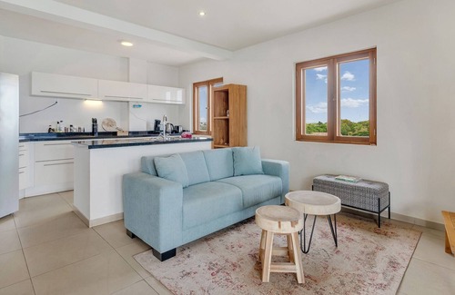 Playa Apartment | Apartment At Sea in Chachacha Beach Apartments