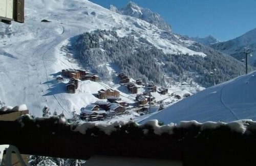 Meribel-Mottaret Apartment | Apartment at the foot of the slopes - 45m2 for 4 people - Label Méribel