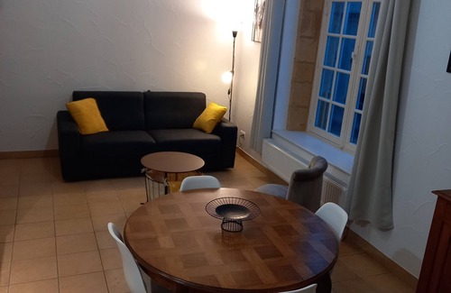 Sedan Apartment | APARTMENT AT THE FOOT OF THE CHATEAU FORT