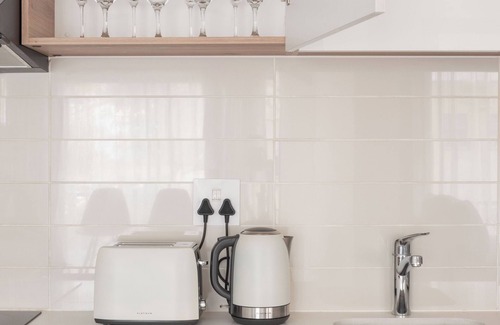Woodmead Apartment | Apartment at Waterfall