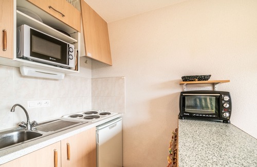 Station de Drouzin le Mont Apartment | Apartment "Au Col du Corbier" with Mountain View & Balcony