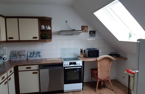 Weener Apartment | Apartment 'Auf Dem Lande' with Private Terrace and Wi-Fi