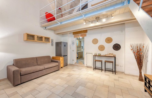Brindisi Histotic Center Apartment | Apartment 'Aura' with Wi-Fi and Air Conditioning