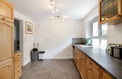 Neufrach Apartment | Apartment 'Auszeit' with Private Terrace, Shared Garden and Wi-Fi
