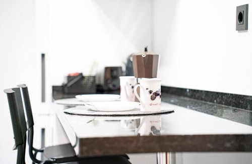 El Pison Apartment | Apartment Av. Castilla