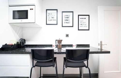 El Pison Apartment | Apartment Av. Castilla