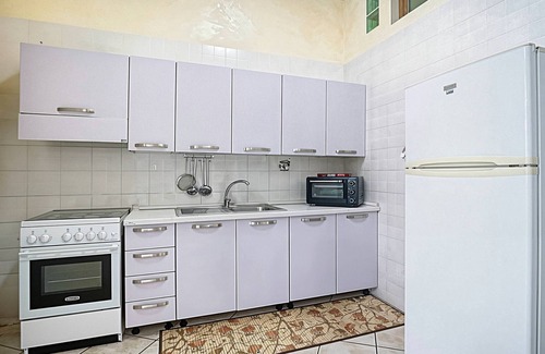 Monte Sant'Angelo Apartment | Apartment 'Barbahouse' with Balcony and Wi-Fi
