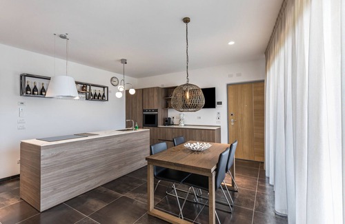 Bardolino Apartment | Apartment "Bardolino Luxury - Piano Terra" with Lake View, Private Pool & Wi-Fi