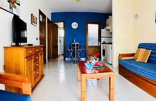 Puerto del Carmen Apartment | Apartment Bellisima 200m from the Ocean with pool, Wifi Sat-tv
