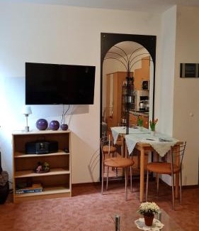 Werder Apartment | Apartment Blütenstadt Werder im Souterraine