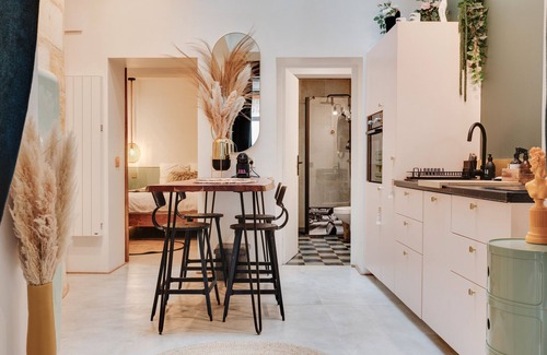 Saint-Michel Apartment | Apartment 'Bohemian Flat' with Wi-Fi
