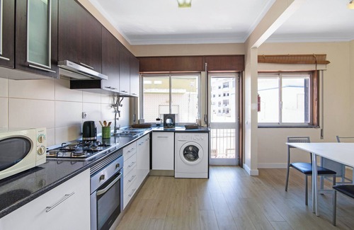 Olhao Apartment | Apartment Brisa do Sul with Terrace, Balcony & Wi-Fi